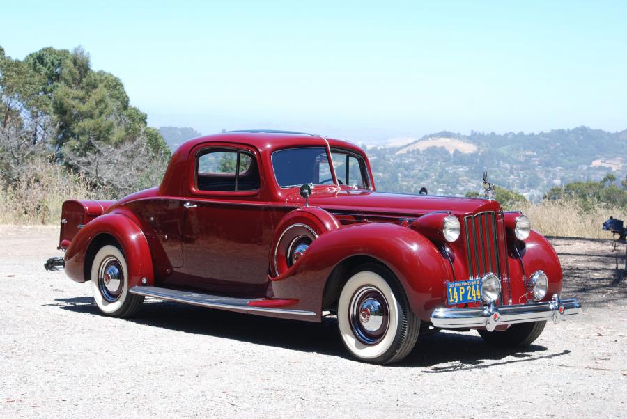  Packard Twelve 2/4-Passenger Coupe 1939 года  (фото 1 из 12)